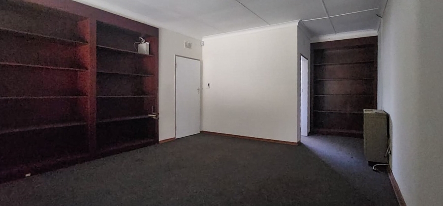 Commercial Property for Sale in Wilkoppies North West